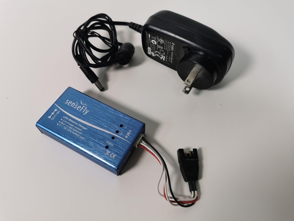 eBee Series (Classic, RTK) Battery single charger 220/110V